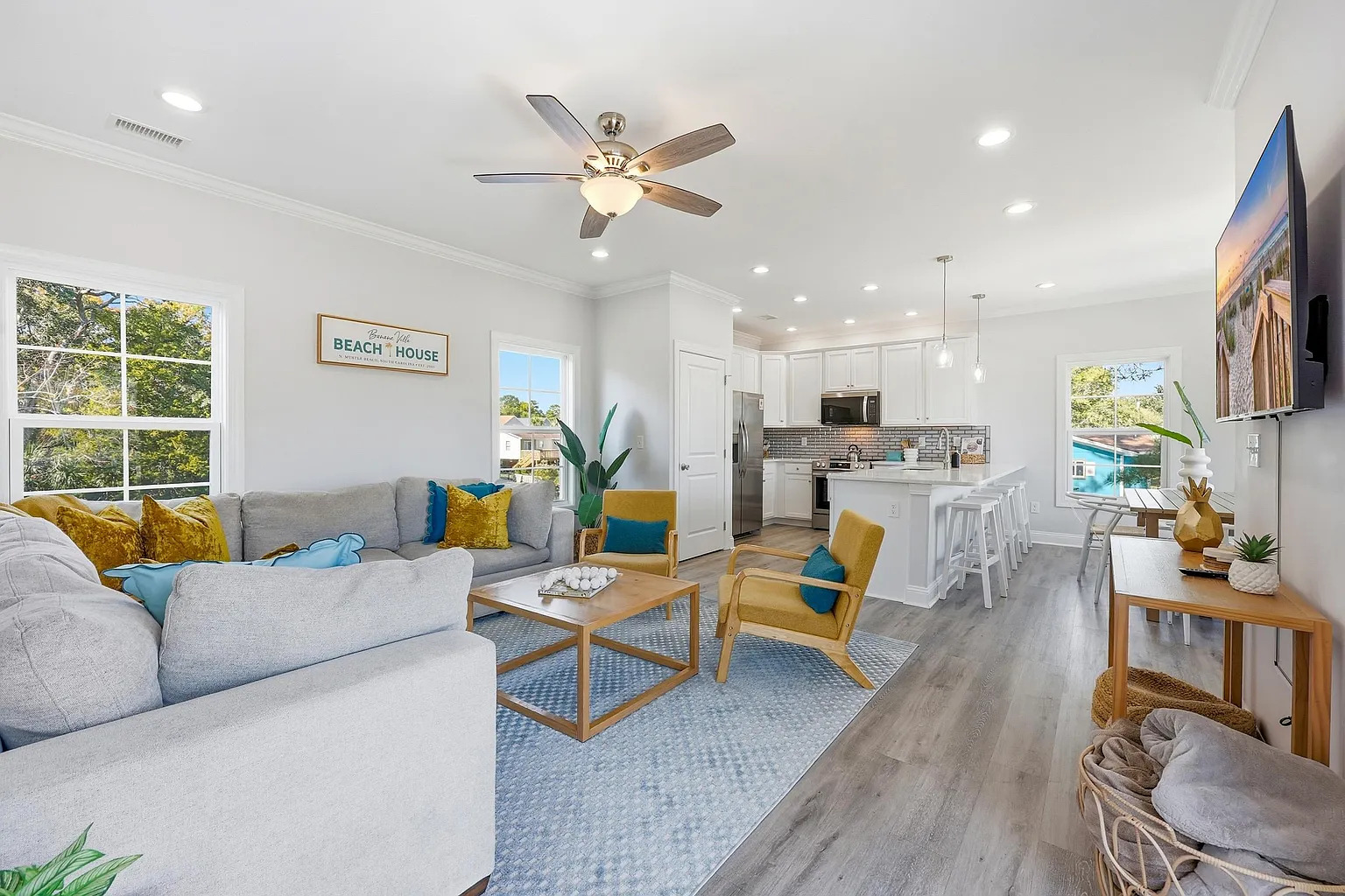 Banana Villa living room